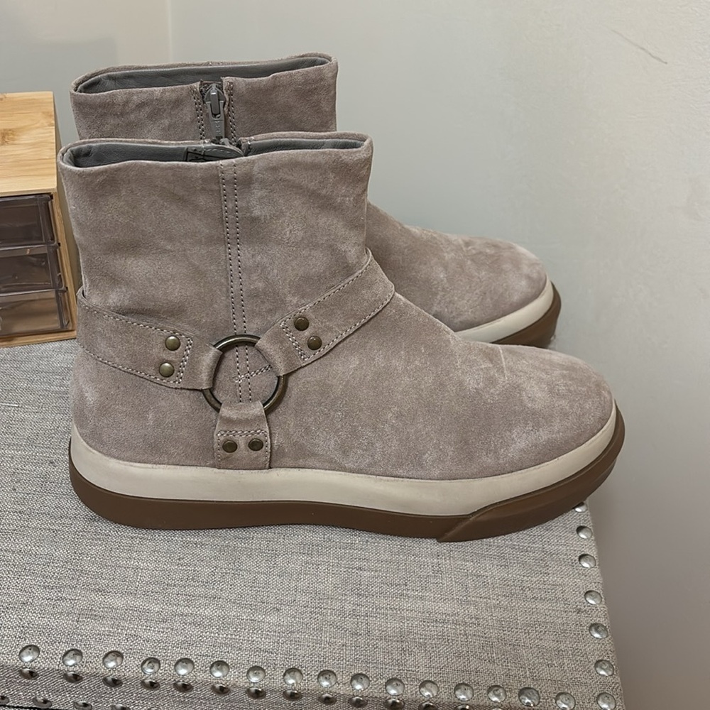 Free People Stone Ankle Booties - Picture 4 of 9